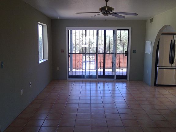 5th image of 1449 S Abrego Dr