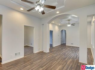 3328 Ruggles St, Omaha, NE 68111