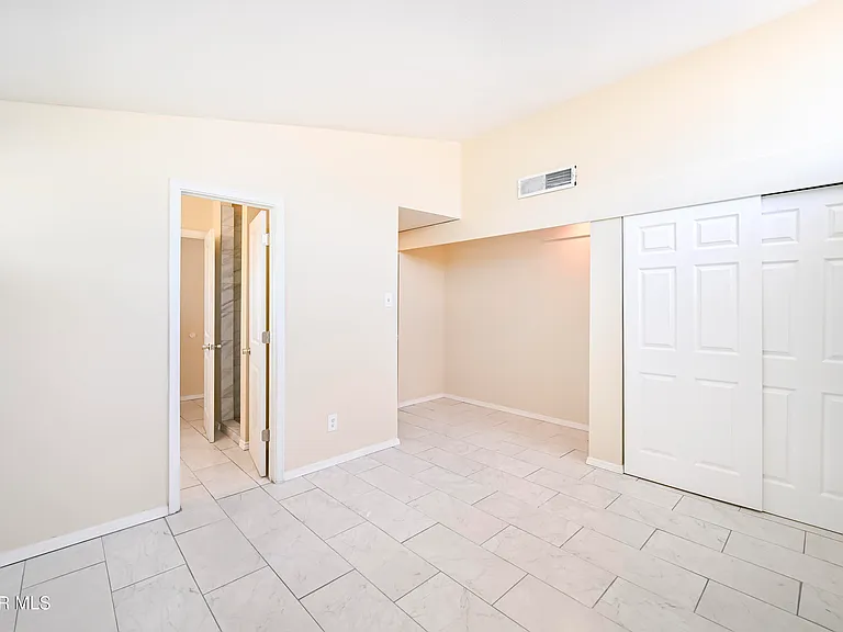 368 Chermont Ct — Photo 15