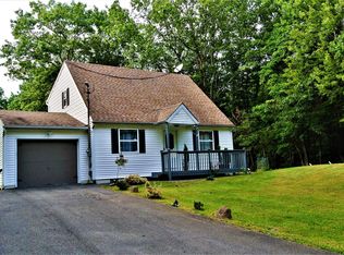 245 Sunset Rd, East Stroudsburg, PA 18302