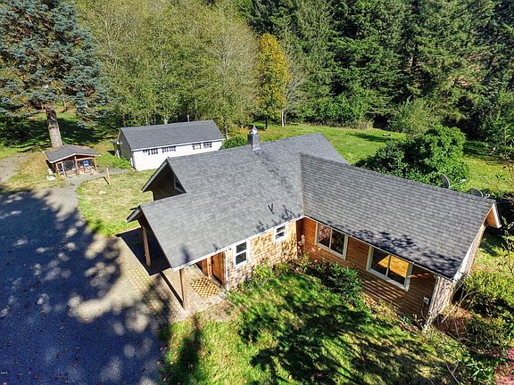 2nd image of 3013 Siletz Hwy