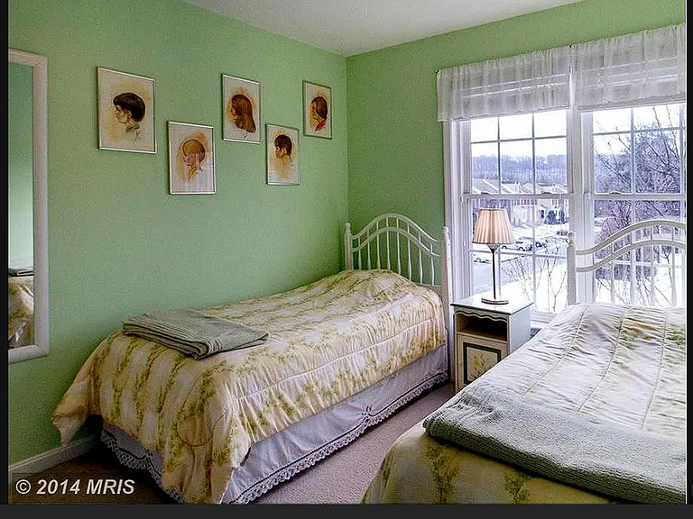 44 Winterberry Ct — Photo 11