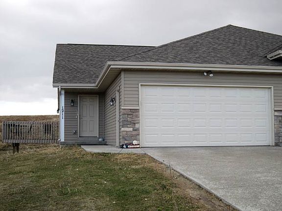 3rd image of 1211 Temple Dr #10783255