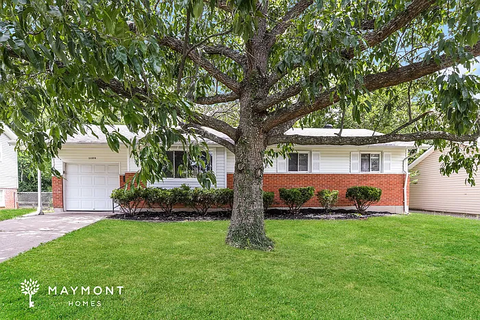 11374 Geneva Rd — Photo 1