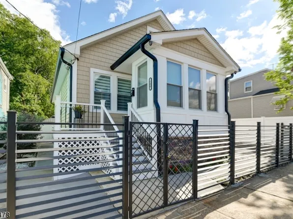 98-100 North 10th Street, Paterson City, NJ 07522