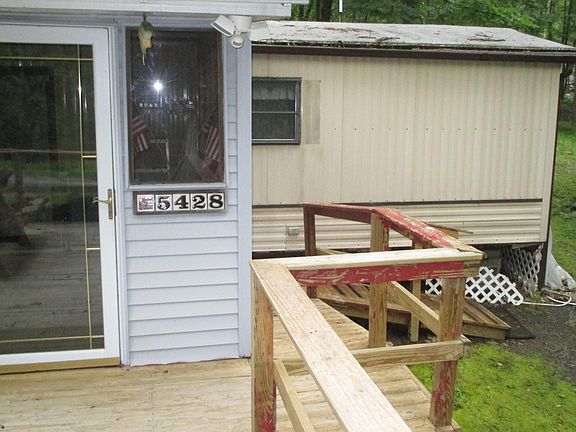 3rd image of 5428 Crow Ln
