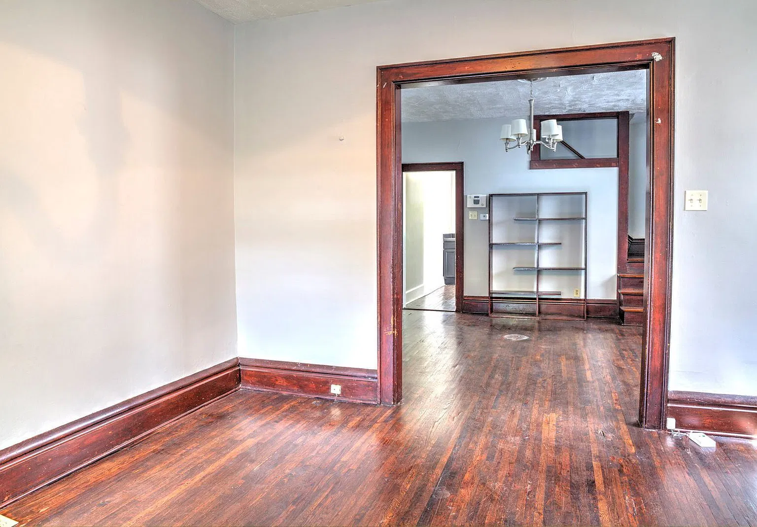 3 bed, 1.0 bath, $1,410 — Photo 2