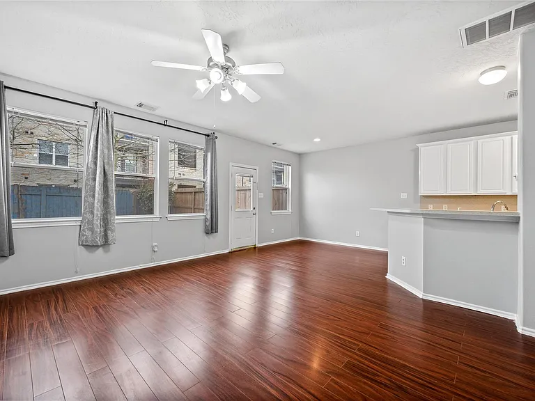 8912 Elm Drake Ln — Photo 4