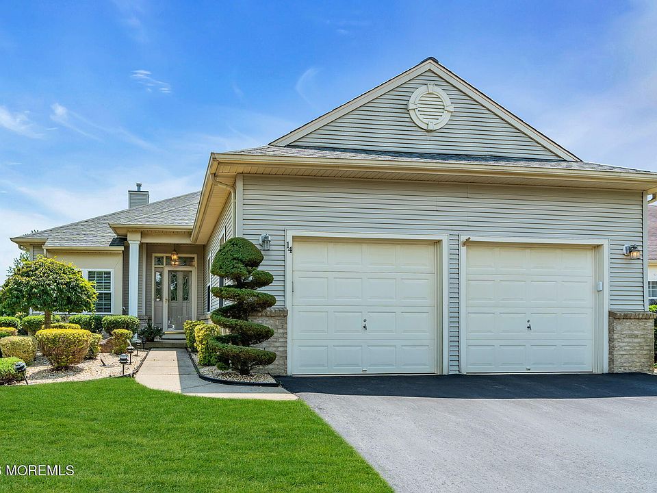 1st image of 14 Vecchio Road