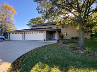 49 Arborhill Circle, Iowa City, IA 52245