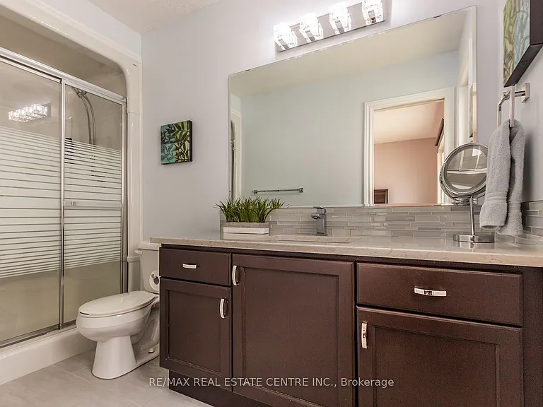 44 Lemon Grass St — Photo 21