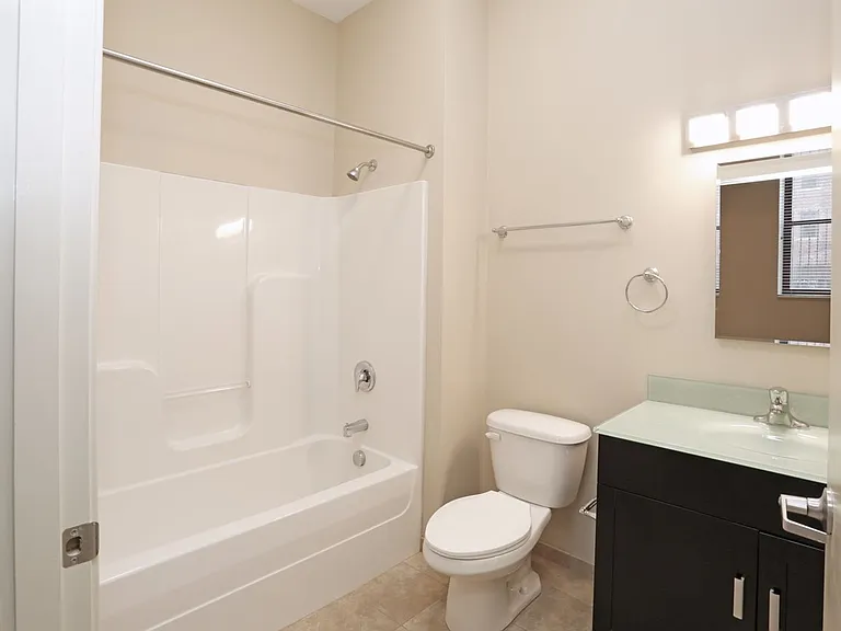 Fifth Avenue School Lofts — Photo 9