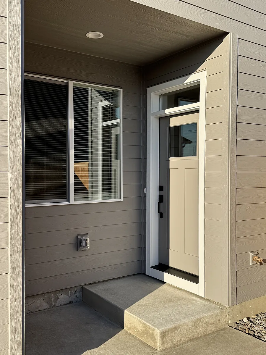 Building Photo - 642 Parker Loop #1