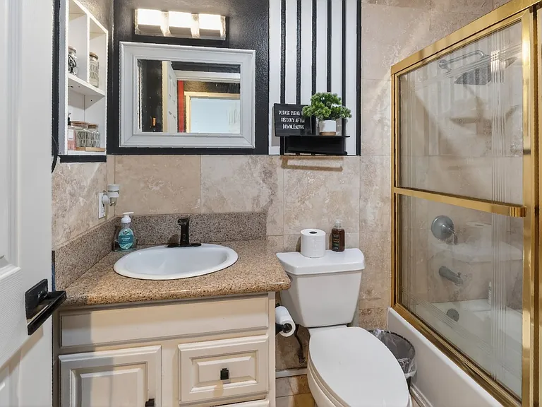 10924 Montongo St — Photo 13
