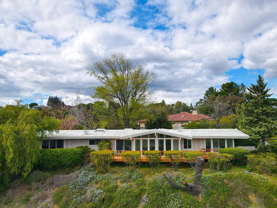 1st image of 21755 Arrowhead Ln
