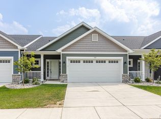 105 Crescent Ave #3, Linden, MI