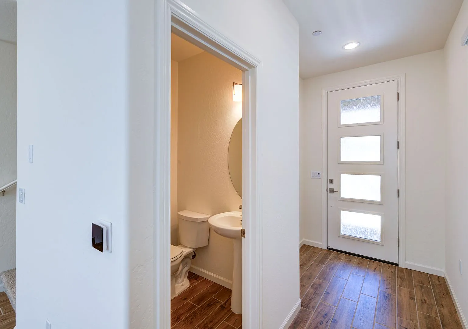 1498 Vintage Ln. — Photo 4