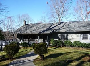 206 Grandview Ln, Clayton, GA 30525