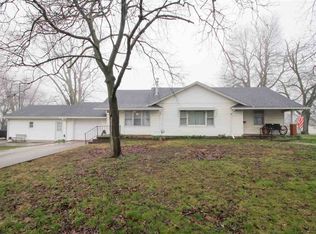 303 W Morgan St, Mount Pulaski, IL 62548