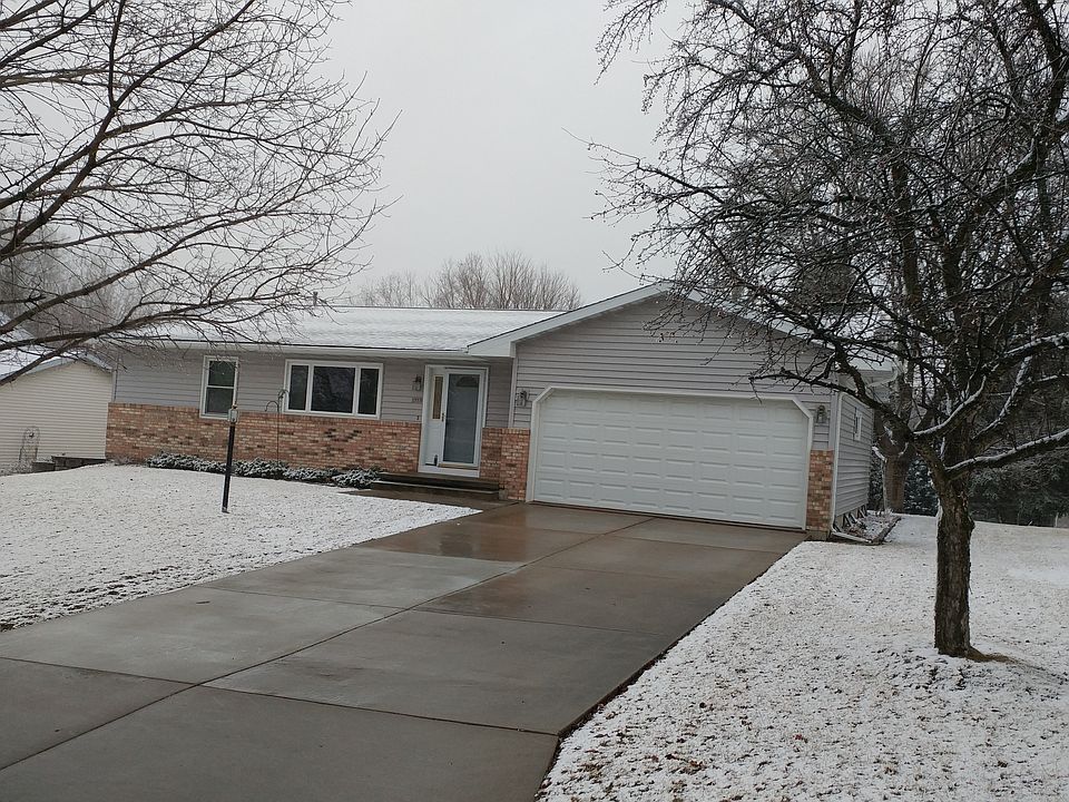 1st image of 2555 Chesapeake Dr