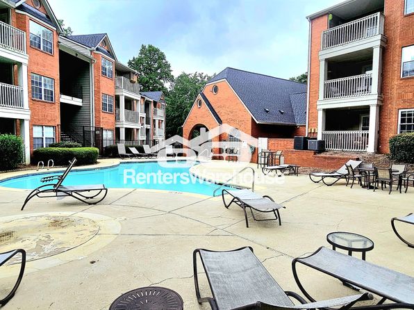 2060 Chastain Park Ct NE