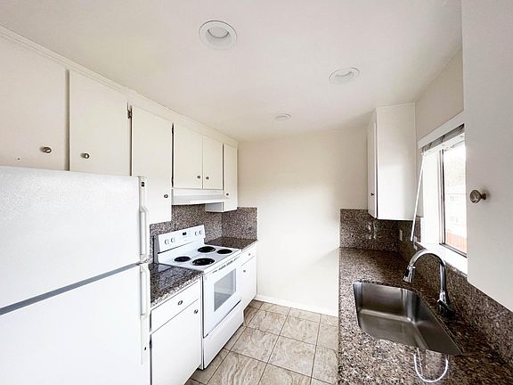 5th image of 765 W Valley Dr APT 4