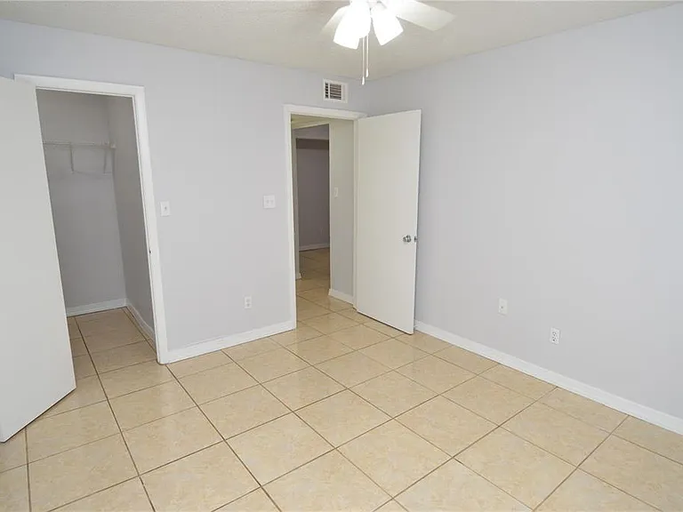 8643 Mallard Reserve Dr #104 — Photo 32