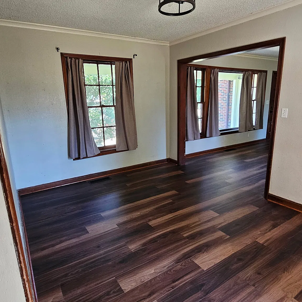 2 bed, 1100 sqft, $1,300 — Photo 4