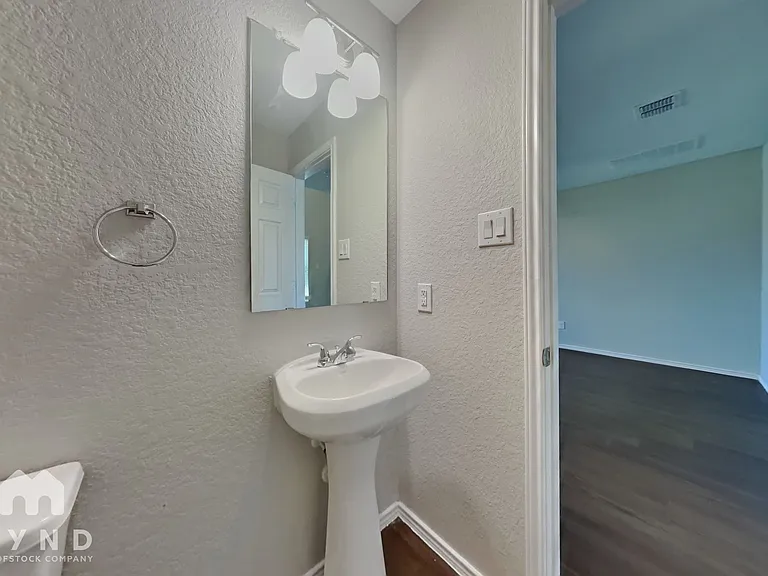 9523 Apple Ridge Ln — Photo 18