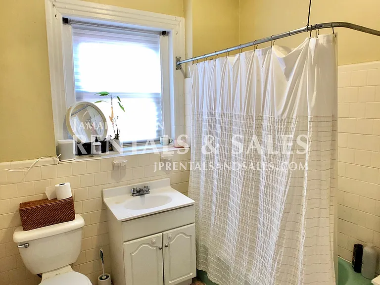 5 Glen Rd #402 — Photo 11