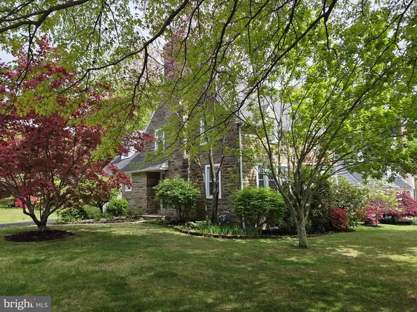 1405 Edge Hill Rd, Abington, PA 19001