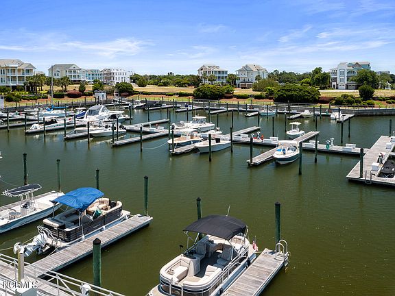 4th image of 34 Seascape Marina