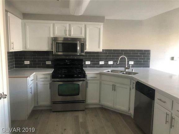 5th image of 3400 Cabana Dr Unit 1069