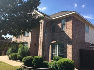 2109 Peacock Ln, Corinth, TX 76210