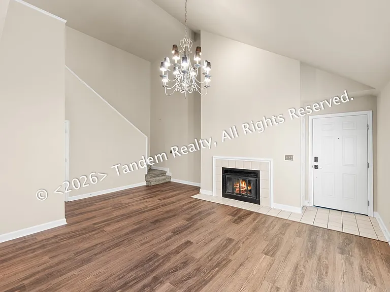 937 Russell St Apt 10 (5)_07222026