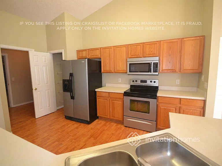 364 Marquee Dr — Photo 5