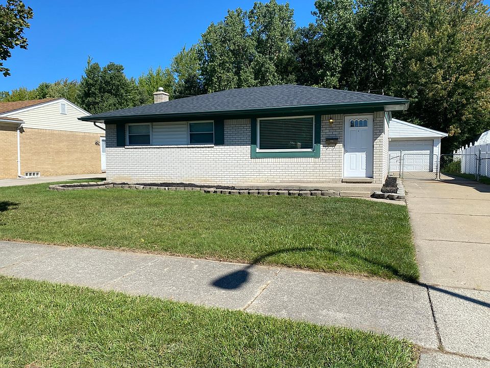 1st image of 22064 Silver Creek Ln