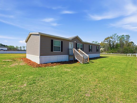 2nd image of 2200 Douston Rd.