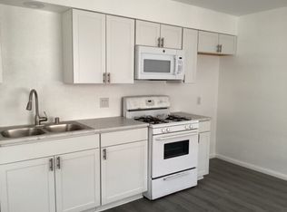 2 bed, 2.0 bath, 750 sqft, $1,795, Lancaster, CA 93535