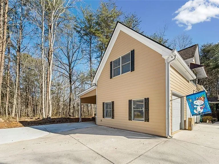 4640 Chestatee Pointe Rd — Photo 2