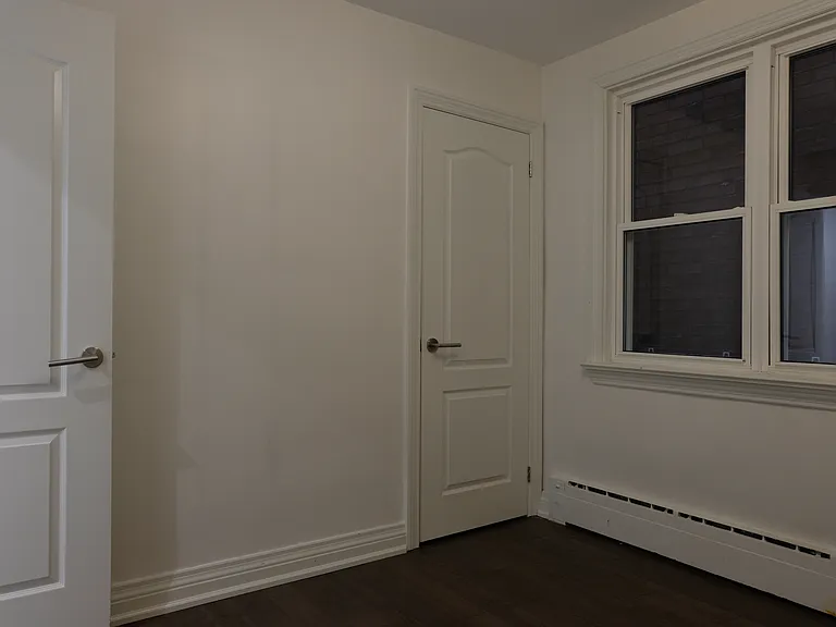 242 Jane St #2 — Photo 16