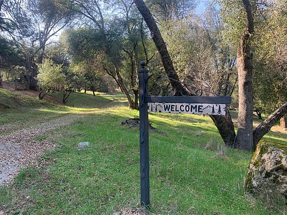 4th image of 39516 John West Rd