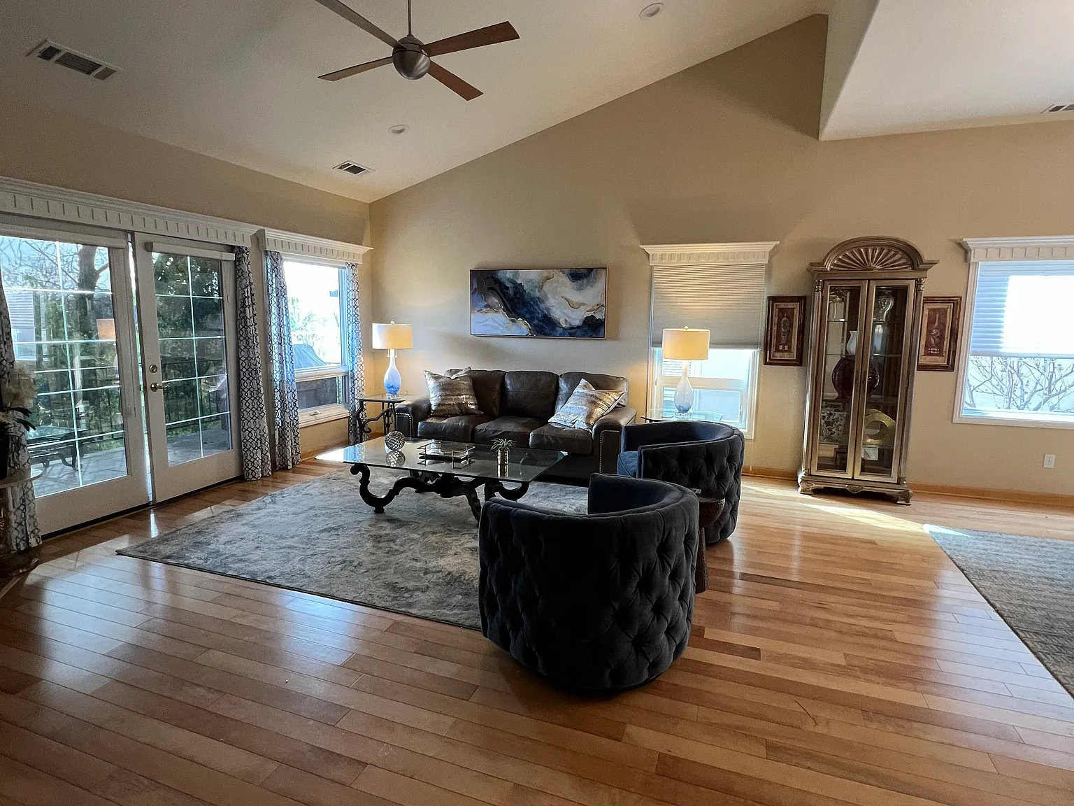 2 bed, 1772 sqft, $2,800 — Photo 4