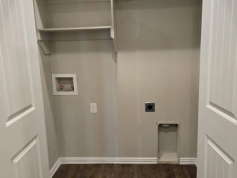 509 E McCurtain Ave #509 — Photo 5
