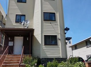 14 Jones Rd, Revere, MA 02151