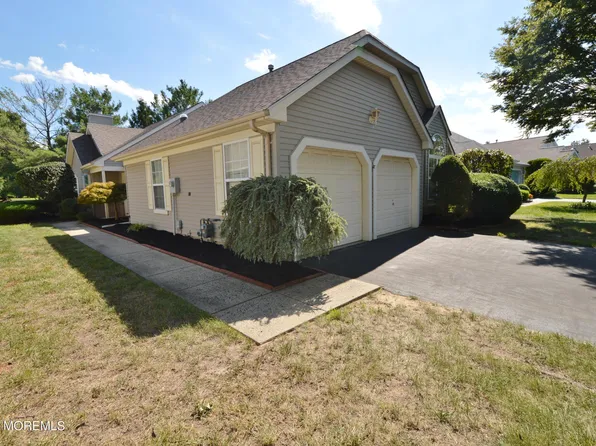 2976 Fieldcrest Lane, Toms River, NJ 08755