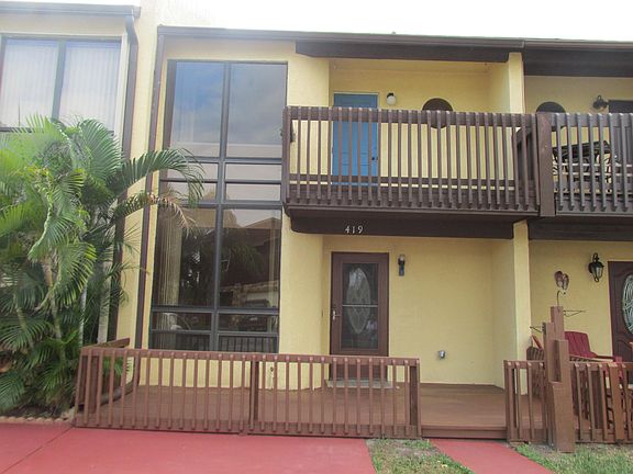 2nd image of 419 Polk Ave #419