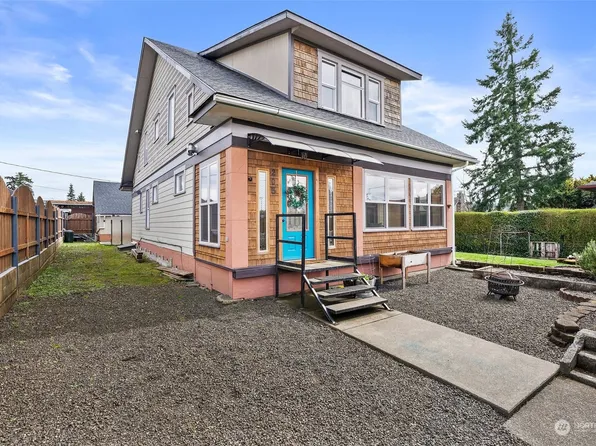 205 12th Street, Raymond, WA 98577