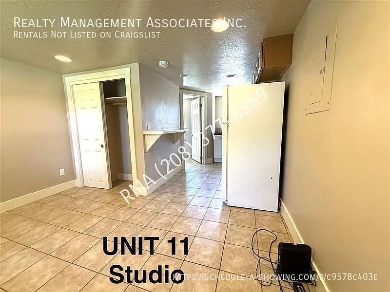 Building Photo - 1019 S Longmont Ave #11