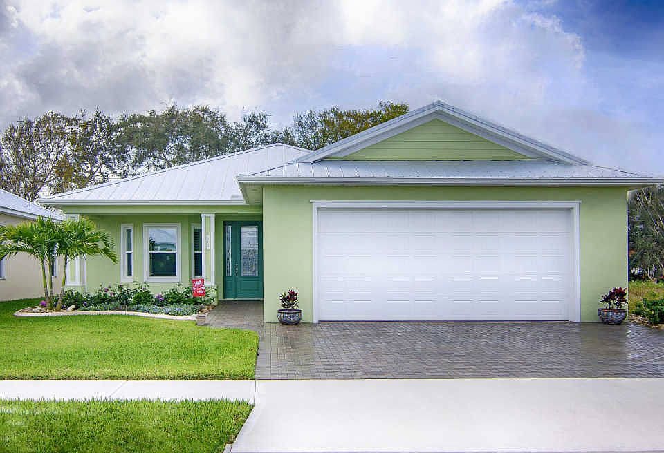 1st image of 615 Lorelei Ave